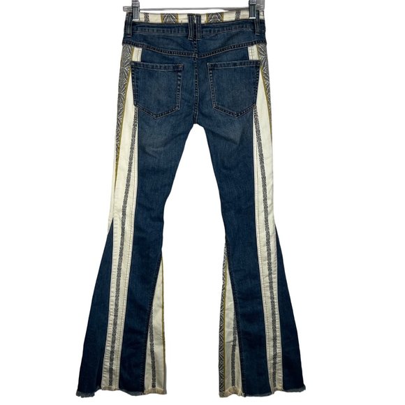 Free People Danica Flare Bell Bottom Jeans Size 25 - Picture 3 of 13